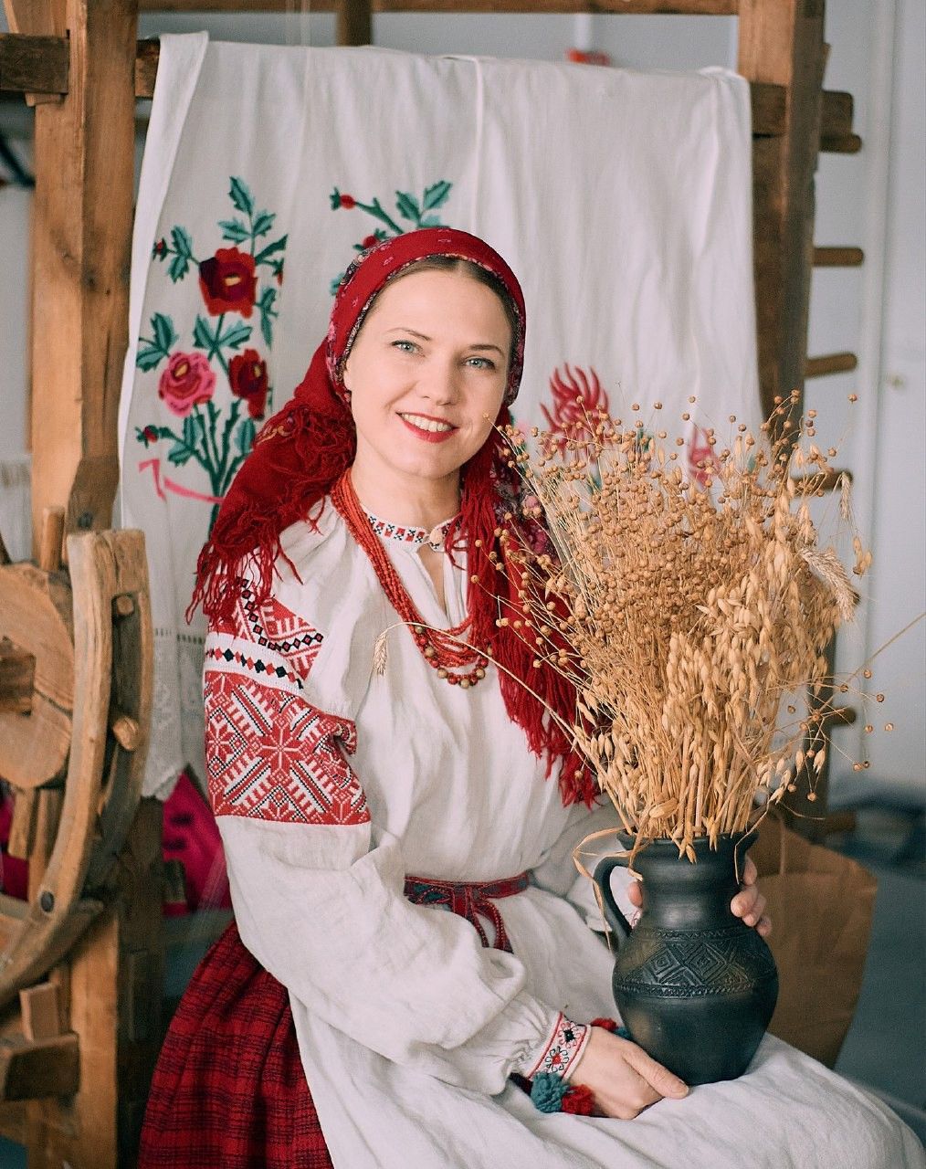 Women in Slavic costumes in Shijiazhuang