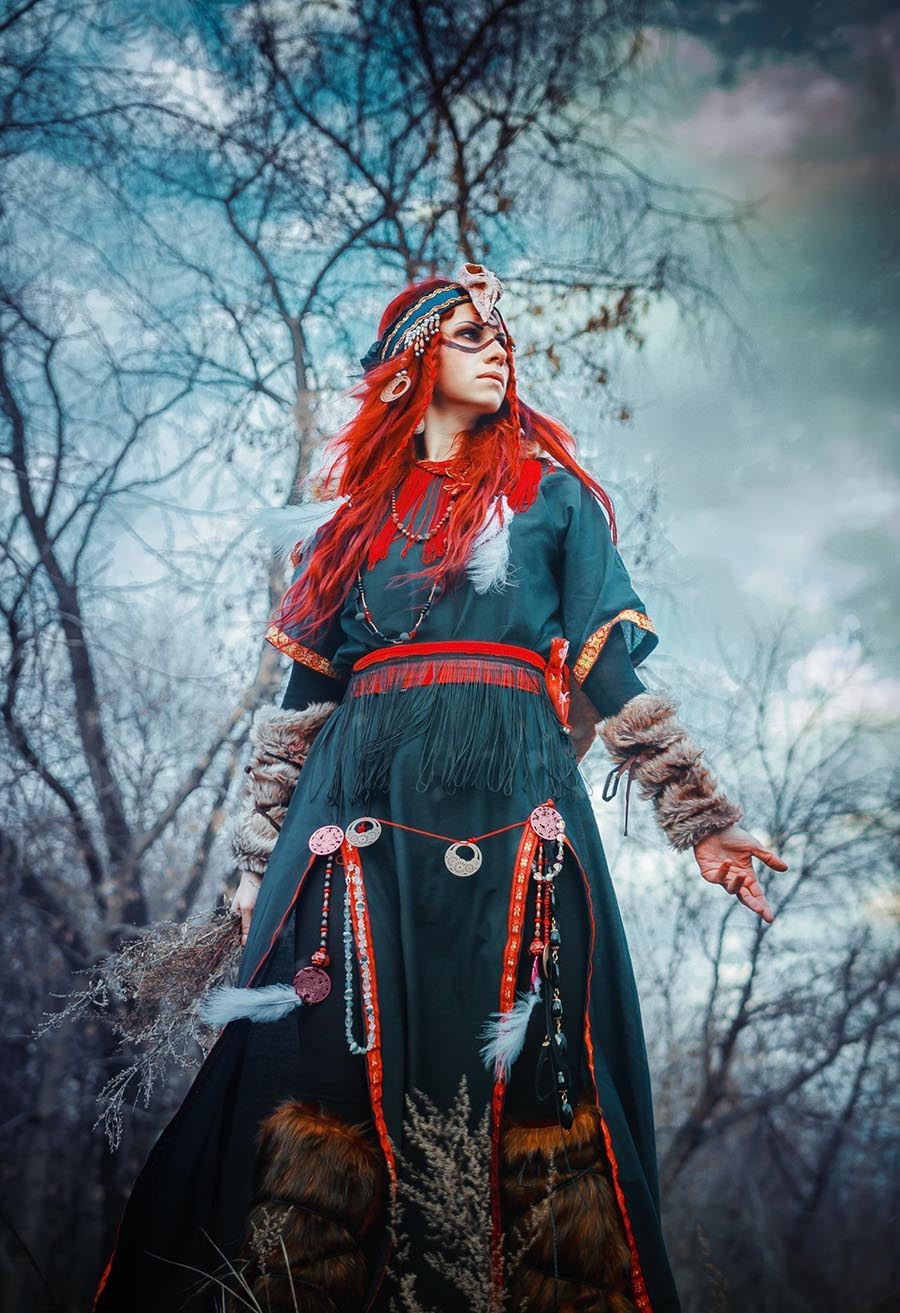 Girls in Slavic costumes underwear in Shijiazhuang